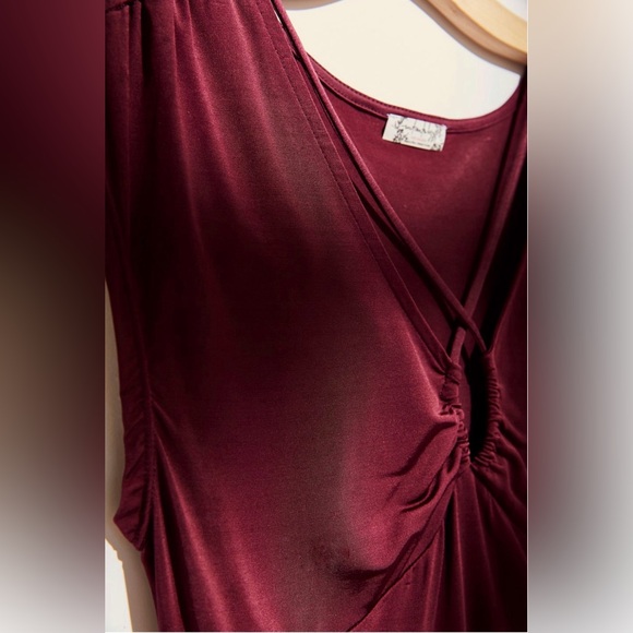 FREE PEOPLE Intimately Acai Silky Stretch Strappy Baby Tee XS NWT - Picture 5 of 10
